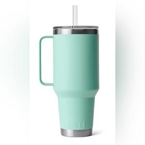 YETI Rambler 42 oz Mug with Straw Lid